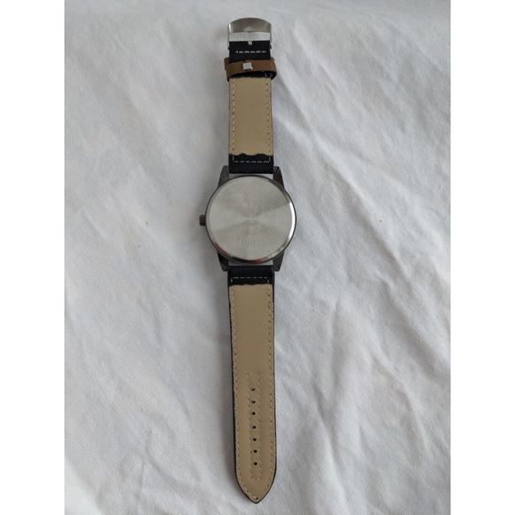 CCQ Watch - Picture 7 of 7